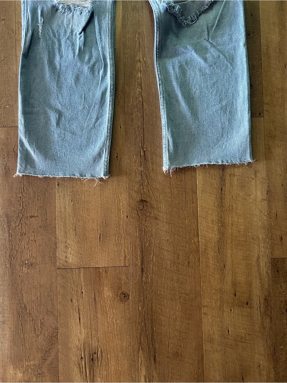 Hollister Ultra High Rise Vintage Straight Jeans Light Wash W28 L29 - Picture 4 of 15